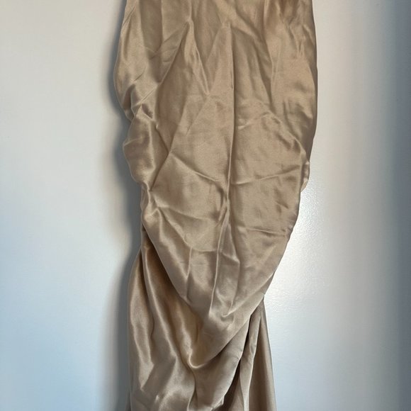 NWT Reformation Casette Silk Maxi Dress in Sand Tan Sz 4 Criss-cross Back Ruched - Picture 6 of 14